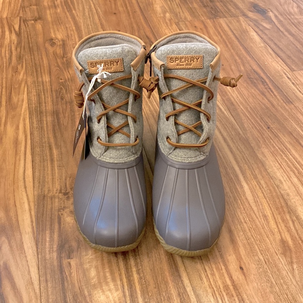 Sperry top-sider duck boots, size 9, Grey